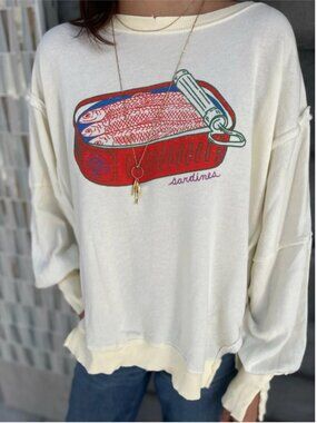 Free People Camden Oversized Sardines Graphic top Sweatshirt pullover size M